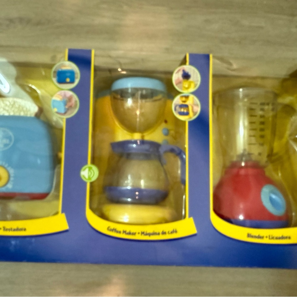 TOYS R US JUST LIKE HOME TOASTER COFFEE MAKER BLENDER APPLIANCE KIDS LEARNING - Picture 3 of 3
